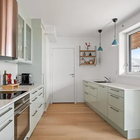 Lägenhet Modern & Spacious