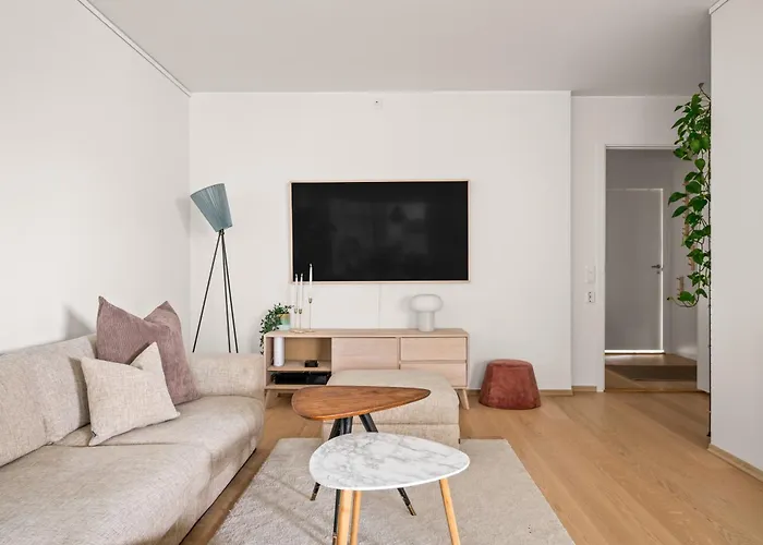 Modern & Spacious Apartment *